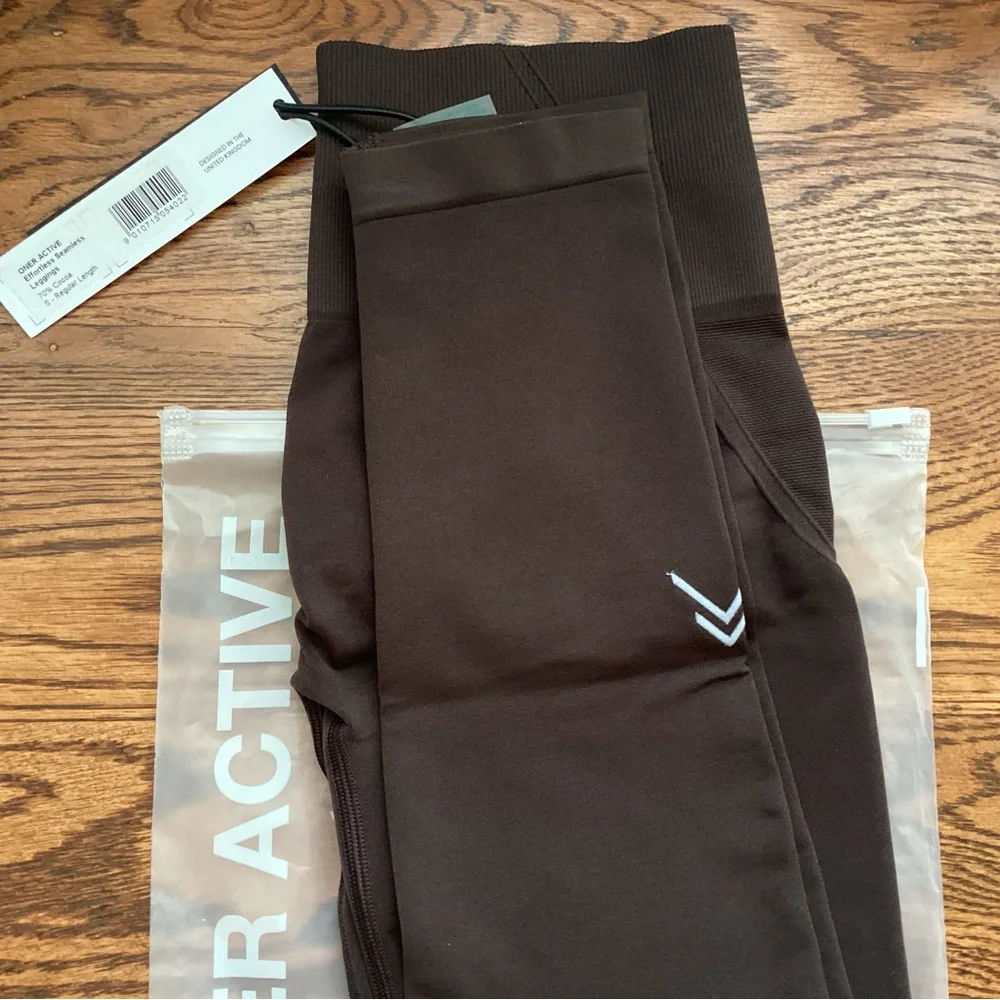 Oner Active Chocolate Leggings - Picture 7 of 11